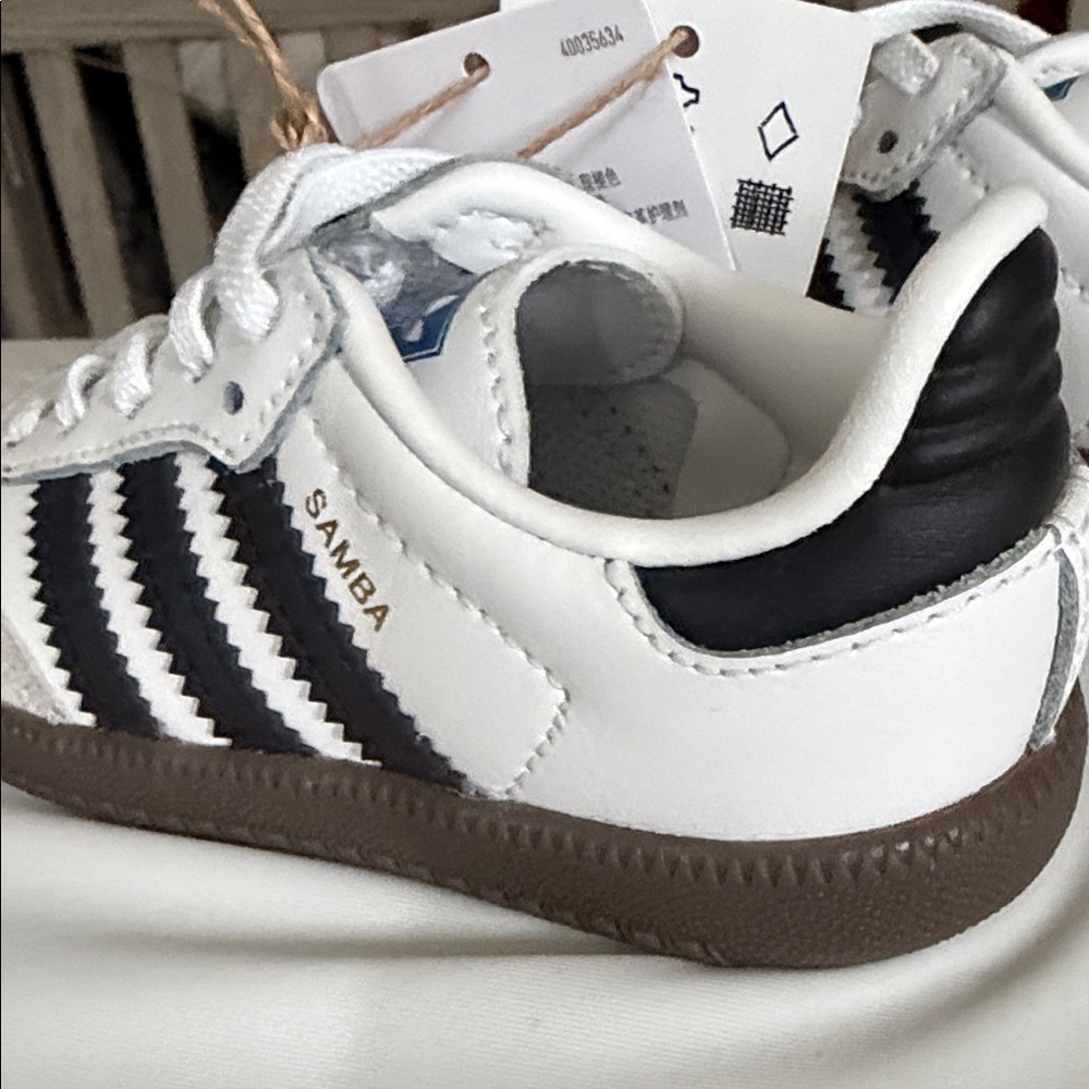 adidas Kids Samba OG White with Black Stripes Sneakers - Picture 4 of 4
